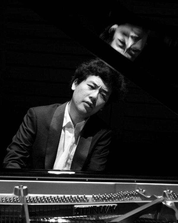 Yuanfan Yang