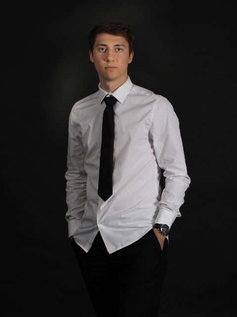 Jeune pianiste invité en avant-concert